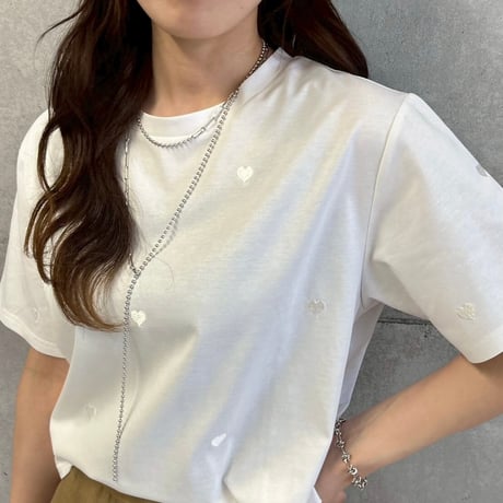 ハート♡刺繍Tシャツ