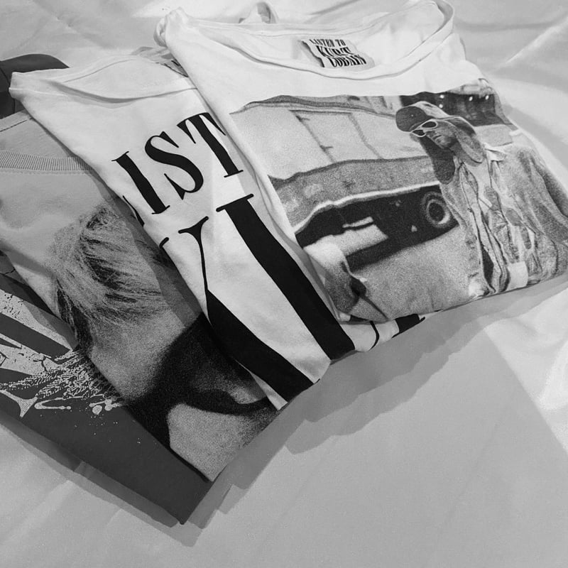 Kurt cobain t shirt h deals