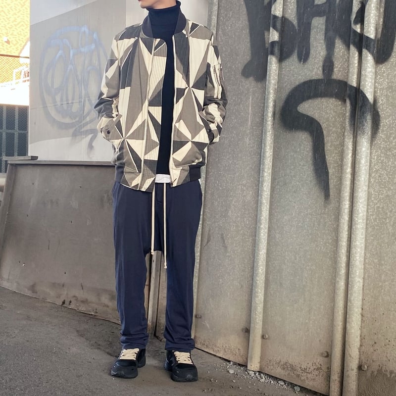 13 SS ISLAND】Geometric camouflage pattern Flig