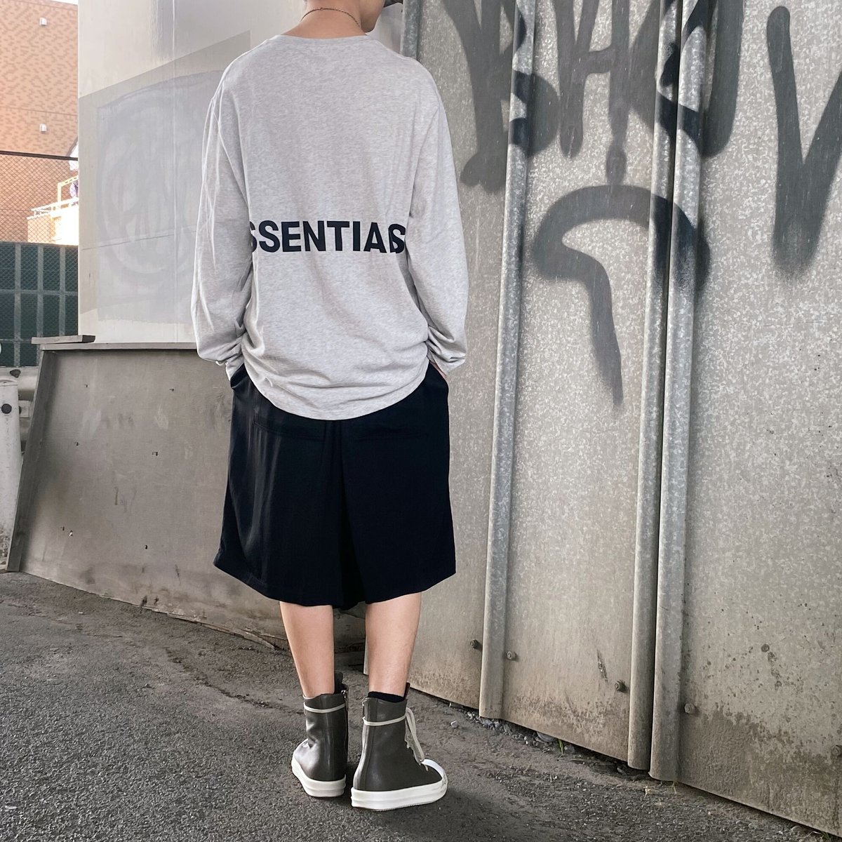 15 SS FAUN】Mega Shorts ／RICK OWENS | T/O