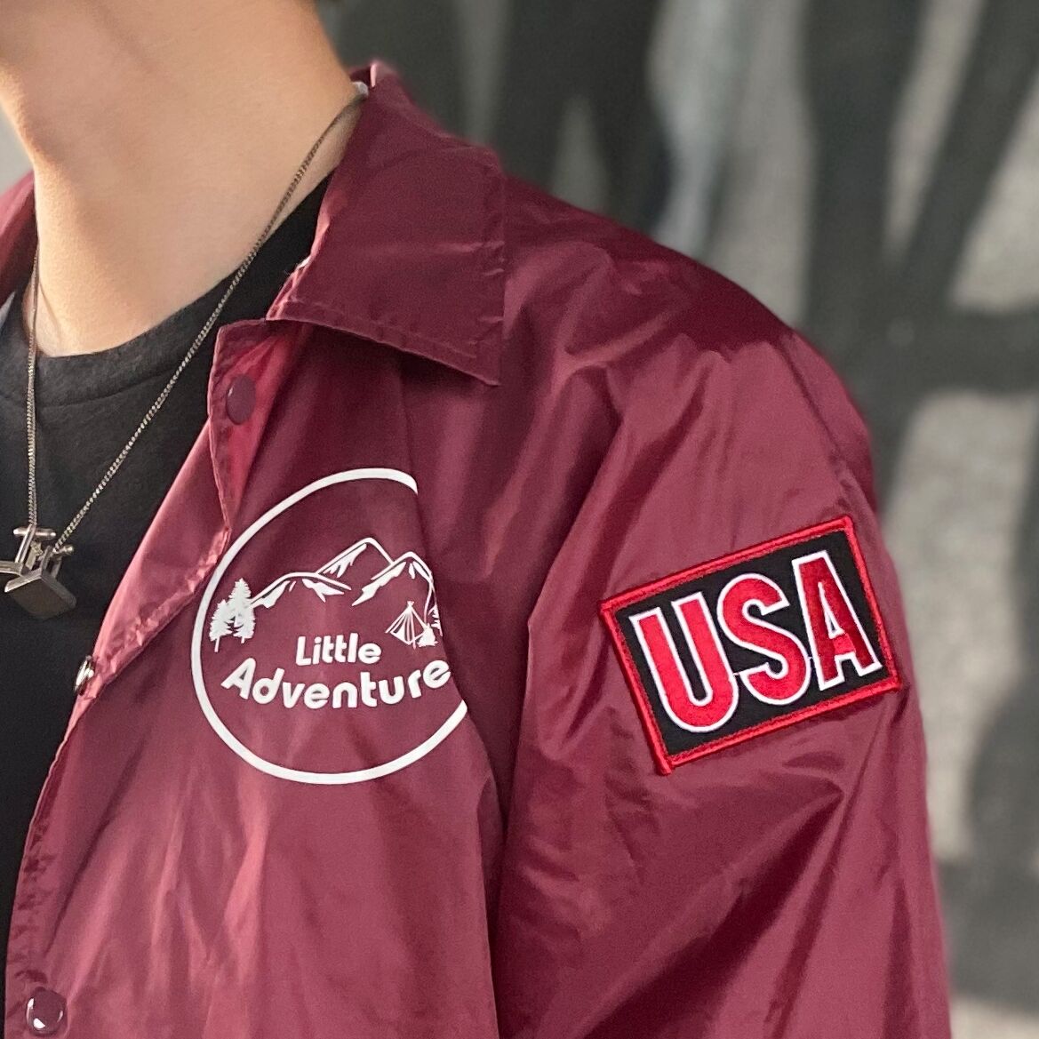YOUTH NYLON COACH