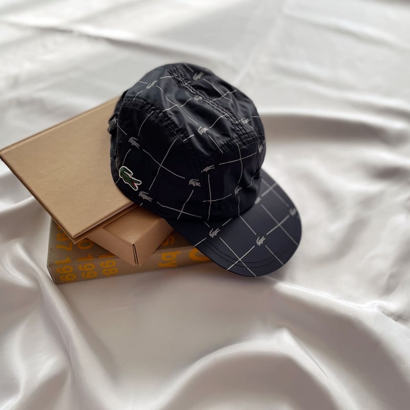 ラコステ Reflective Grid Nylon Camp Cap