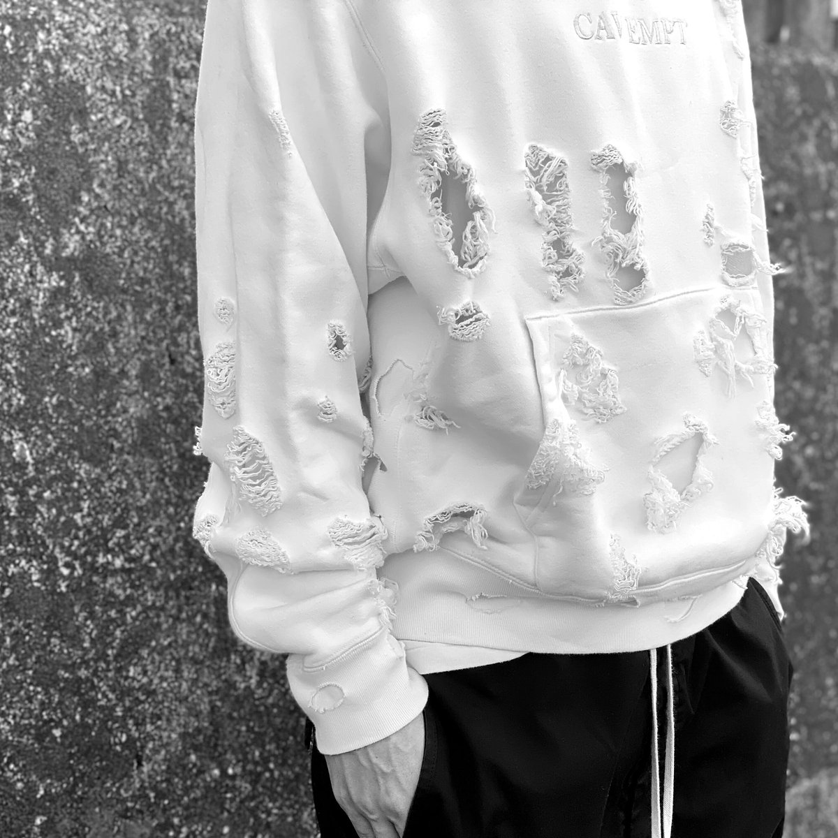 C.E cavempt PLAGUE HEAVY HOODY ダメージ加工 C.E cavempt PLAGUE HEAVY HOODY ダメージ加工