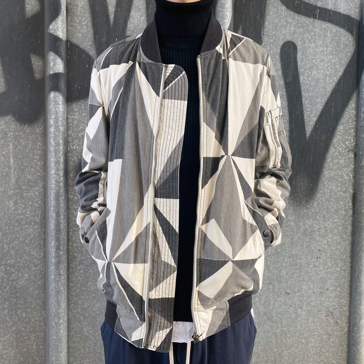 13 SS ISLAND】Geometric camouflage pattern Flig