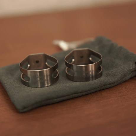 Titanium シフタークランプリング（Shimano / SRAM 用）
