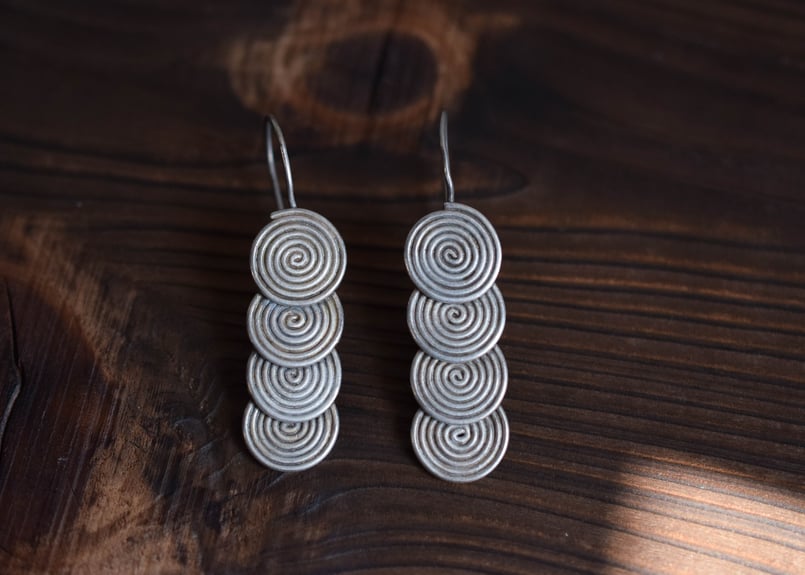 カレンシルバースパイラルデザイン ネックレスとイヤリングセット