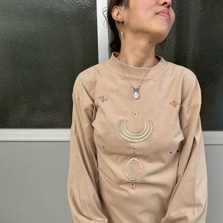 エスニックなナチュラル刺繍シャツワンピース　-アップサイクル古着-