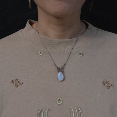 エスニックなナチュラル刺繍シャツワンピース　-アップサイクル古着-