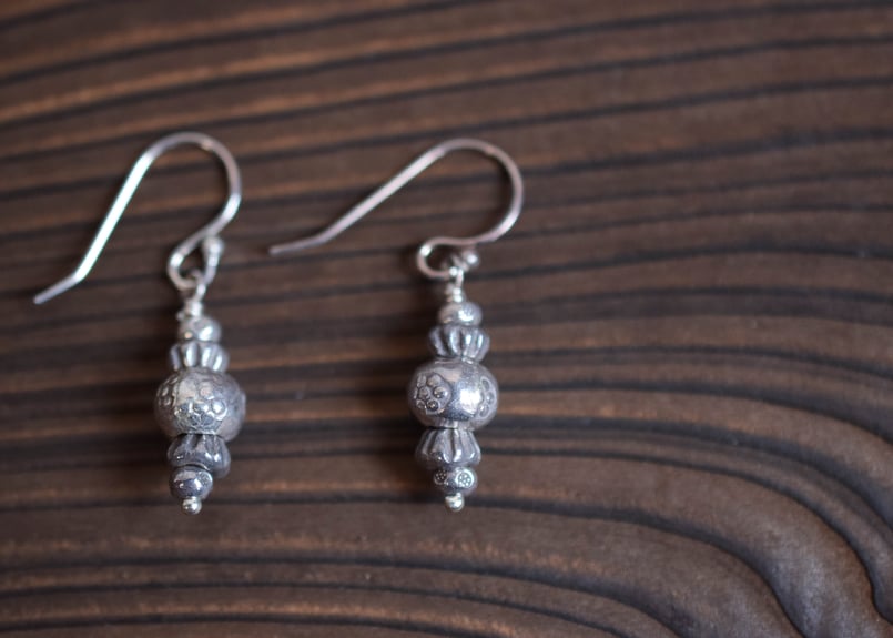 ロキハル◆カレンシルバー 3連ピアス カレンシルバーピアス（KSE03シリーズ） – the ETHNORTH GALLERY