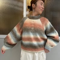 夕焼けのカラフルモヘヤのボリュームニット　-アップサイクル古着-