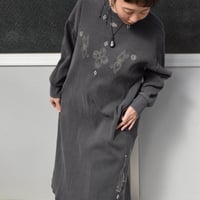 コットンリブワンピース×トライバル刺繍（black）　-アップサイクル古着-