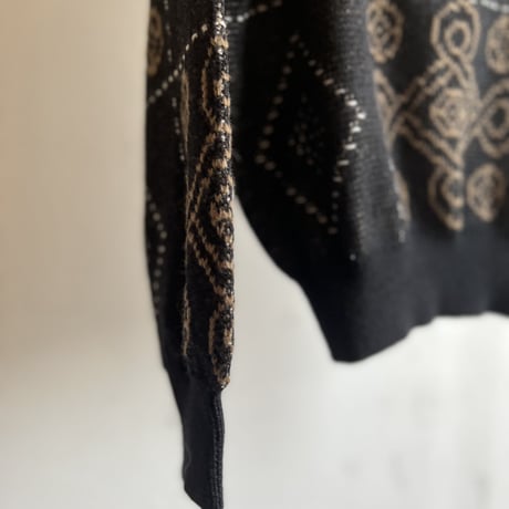 80's total pattern Vneck knit made in italy