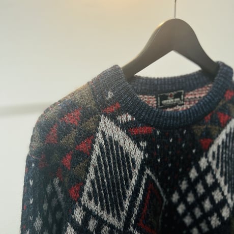 90's total pattern knit