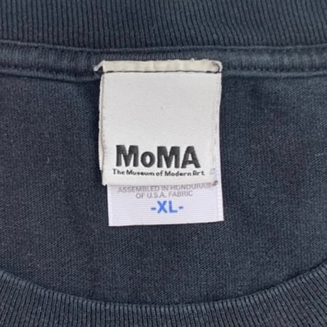 " MOMA " S/S TEE BLACK
