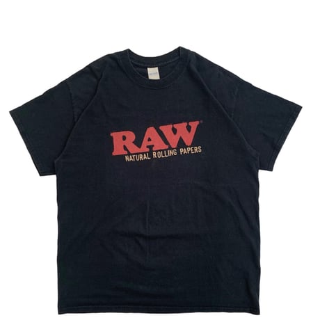 " RAW " S/S TEE BLACK