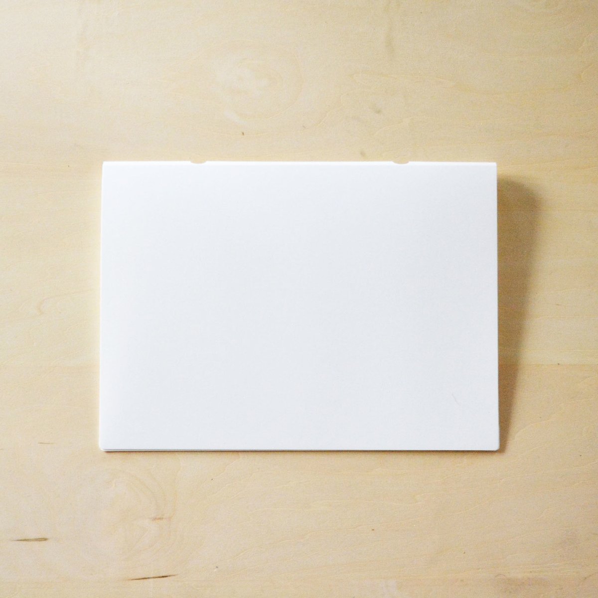 HINGE white | idontknow