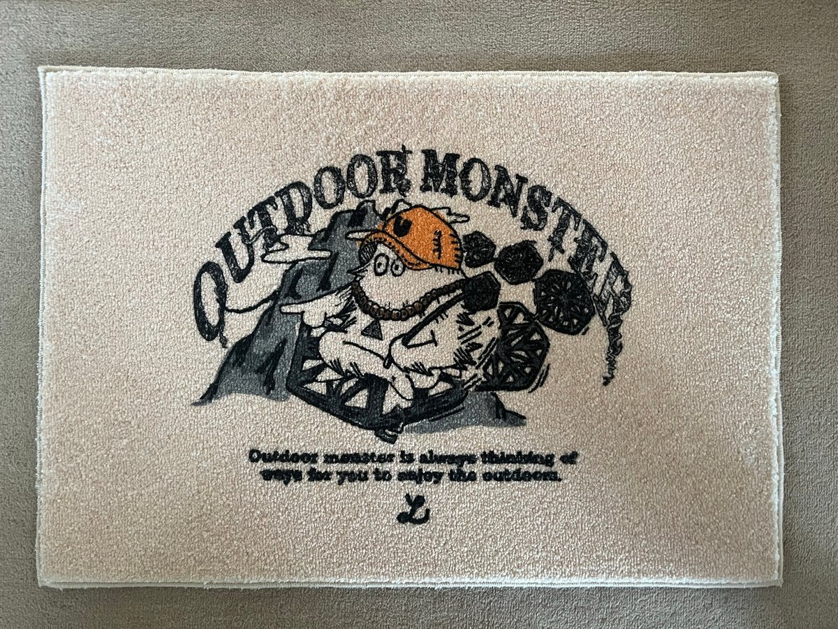 Outdoor Monster accent rug | yamano-u