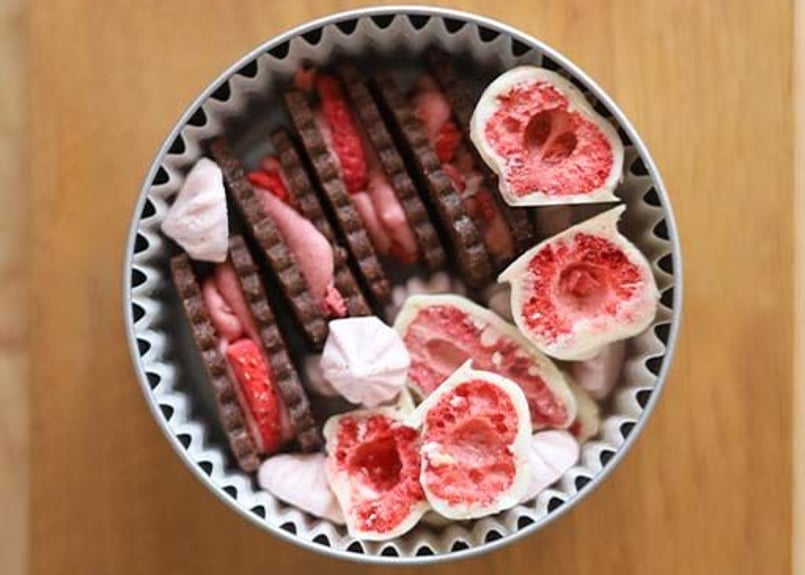 イチゴ缶（小） | mimosa chocolaterie【公式】オンラインショップ