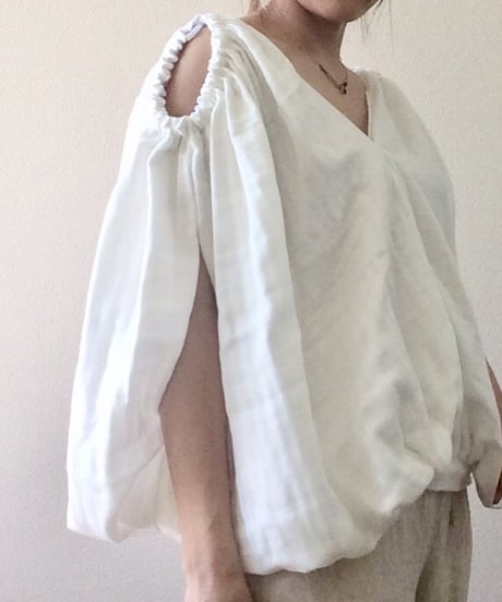 極上の着心地を纏う（まとう）服。カラダが喜ぶ、カラダに寄り添う　MATOU tops II  ヨガとリラックス