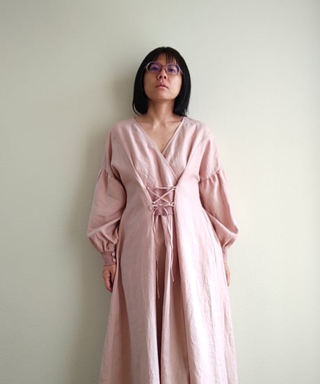 月の刺繍のレースアップロングワンピース【凛】【ふたつの色】