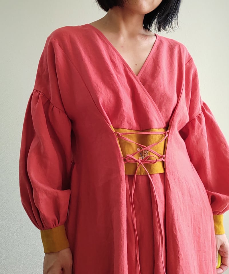 月の刺繍のレースアップロングワンピース【凛】【ふたつの色