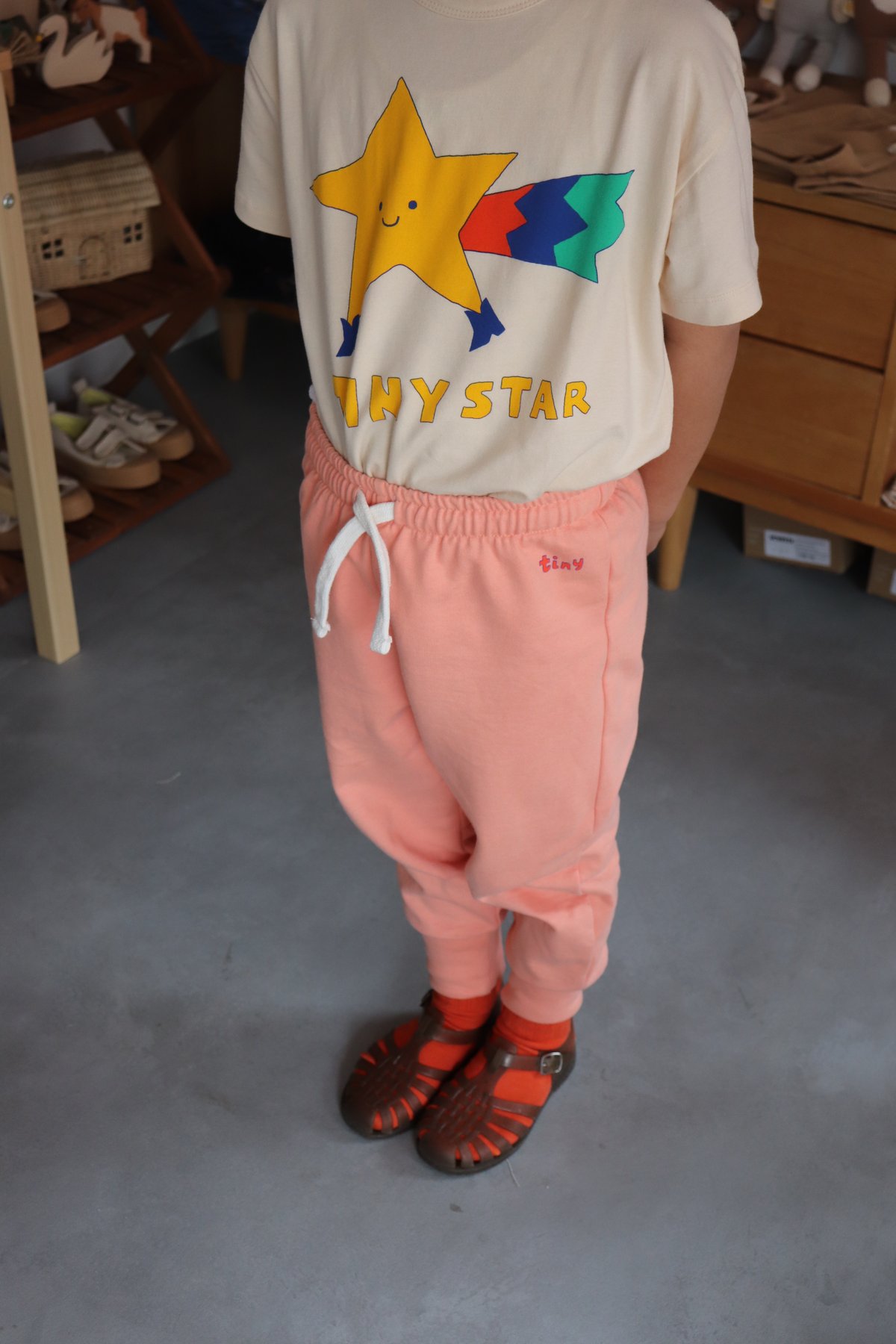 TINYCOTTONS tiny sweat pant (papaya) | hanakao