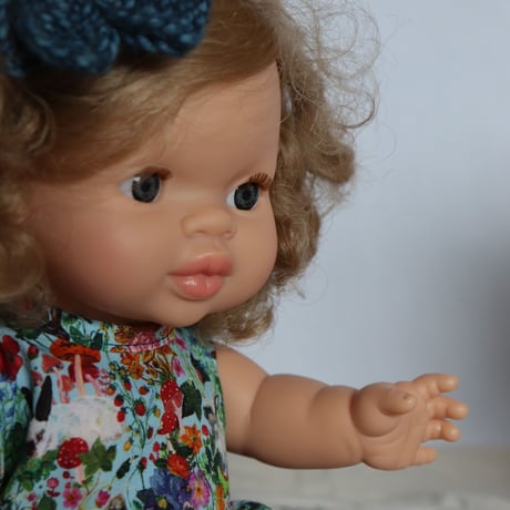 minikane doll  Anais