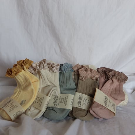 Collegien Short socks with Frill【vanille】
