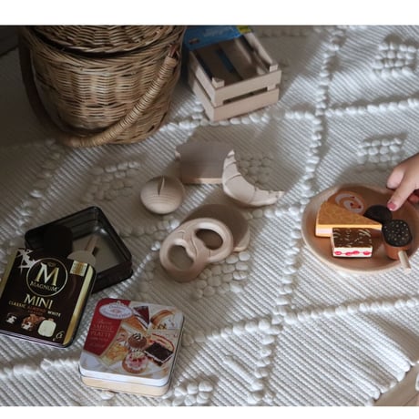 Erzi Bread set