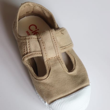 Cienta   Velcro Tstrap Shoes  (Arena)