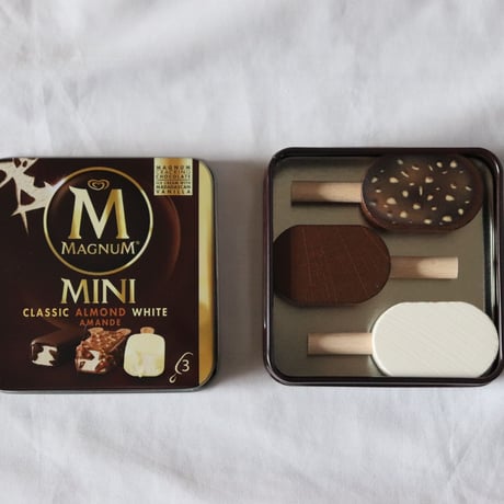 Erzi  Ice Lollies Magnum minis in a Tin