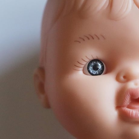 minikane doll  Petite fille d´Europe