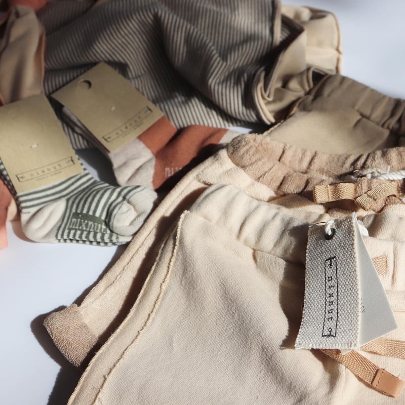 nixnut Block socks (terra) | hanakao