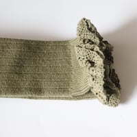 Collegien Lace Trim Knee High Socks 【Olive du Luberon】