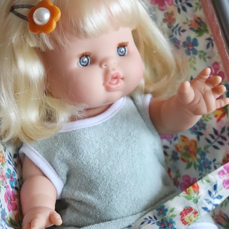 minikane doll  Angele