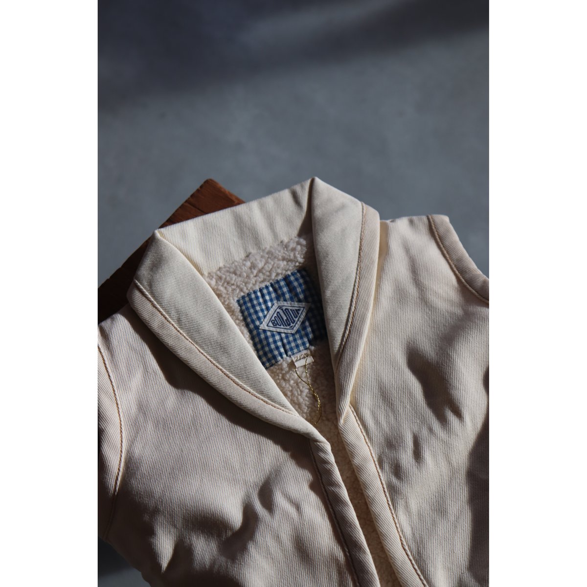 Bonjour JACKET WITHOUT SLEEVES Ivory garment d