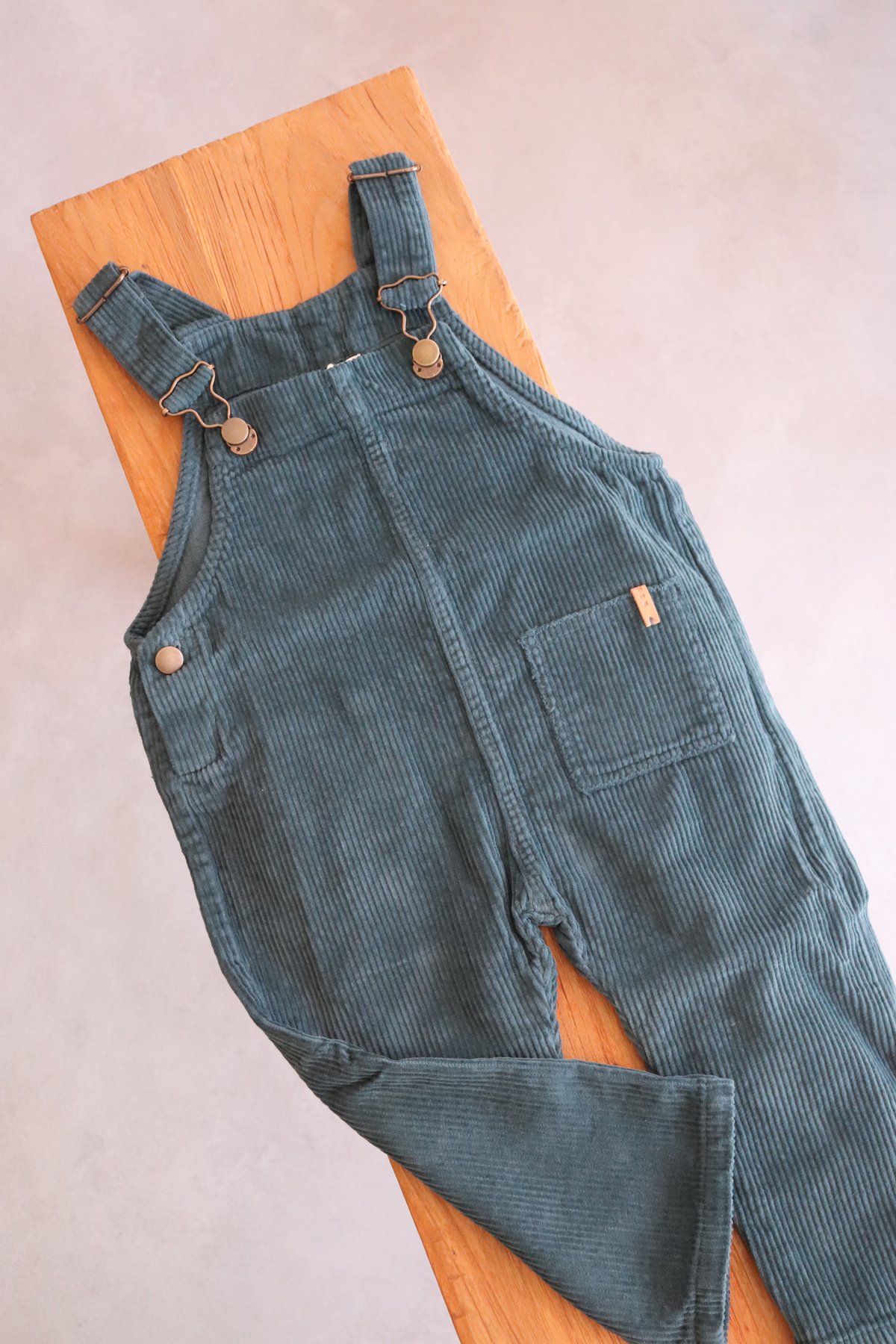nixnut Dungaree (Moss) | hanakao