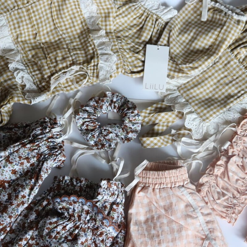 ワンピース LiiLU folk apron 4y ワンピース LiiLU folk apron 4y LiiLU folk apron 4Y ワンピース