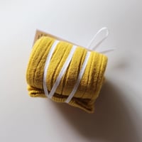 Collegien Plain Ribbed Knee-high Socks (Golden kiwi)