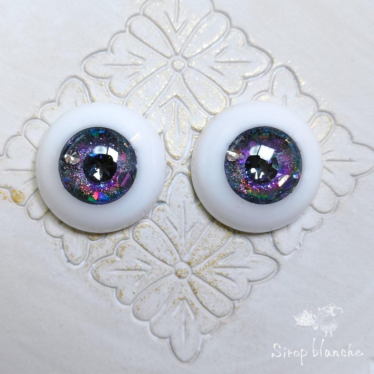 珍しい 【黒十字の耳飾り】~翠~*ハンドメイド*レジンアクセサリー