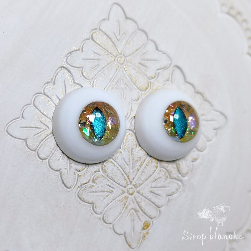 幻想光 /猫目【レジンアイ】 | Sirop blanche