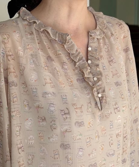 【M】elbow-sleeve textile blouse