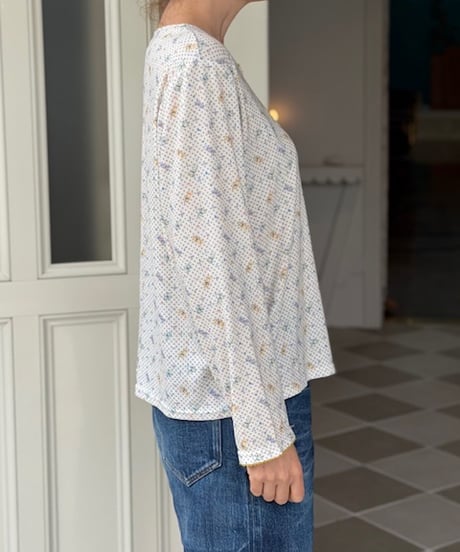 【M】bunny pattern mesh long  T shirt