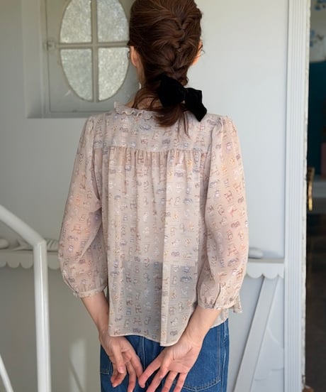 【M】elbow-sleeve textile blouse