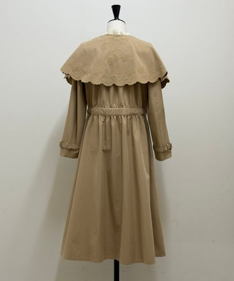 【M】Bear and Lily of the Valley Cape Coat