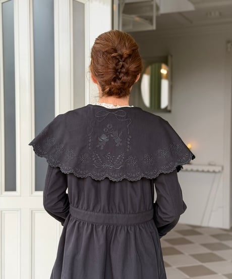 【M】Bear and Lily of the Valley Cape Coat