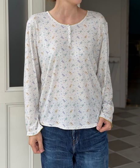【M】bunny pattern mesh long  T shirt