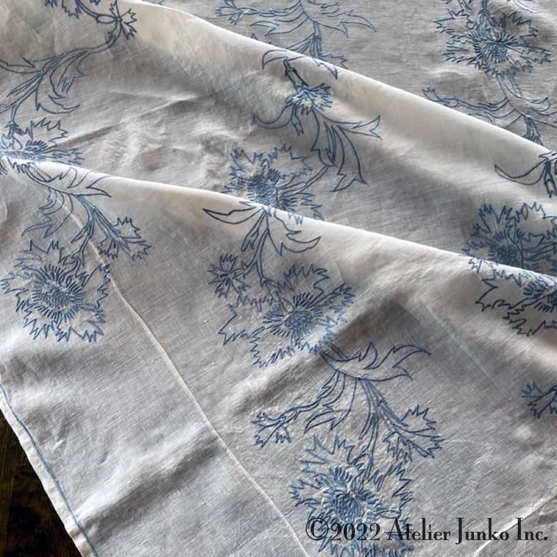 クリスティーナ テーブルクロス 140×140cm D-T/2200 | Atelier Ju クリスティーナ テーブルクロス 140×140cm D-T/2200 | Atelier Ju