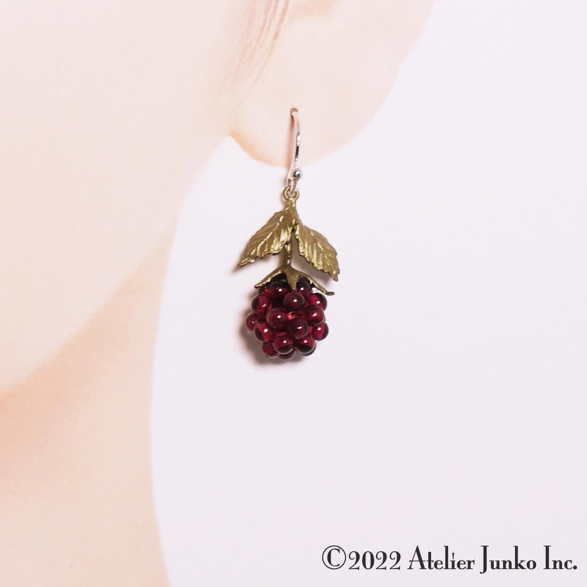 Michael Michaud ラズベリーピアス Raspberry Earrings - Post Leaf – Michael Michaud UK Limited