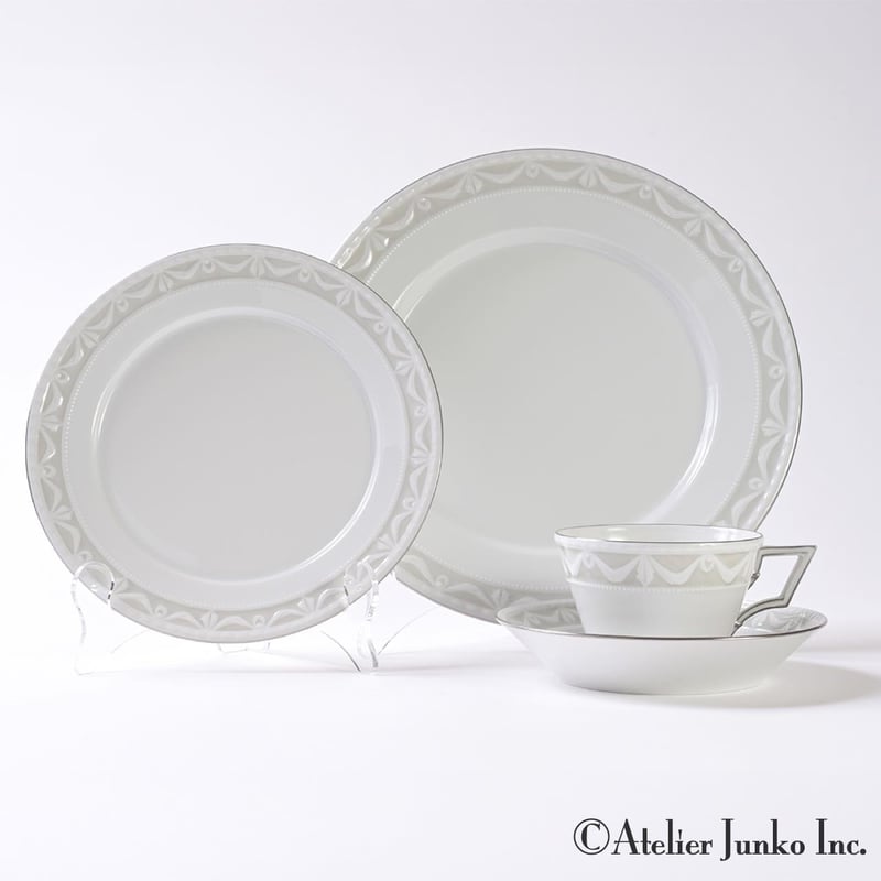 KPM 蓋付ボックス　ボンボン入れ？クーラント　KURLAND KPM 蓋付ボックス ボンボン入れ？クーラント KURLAND